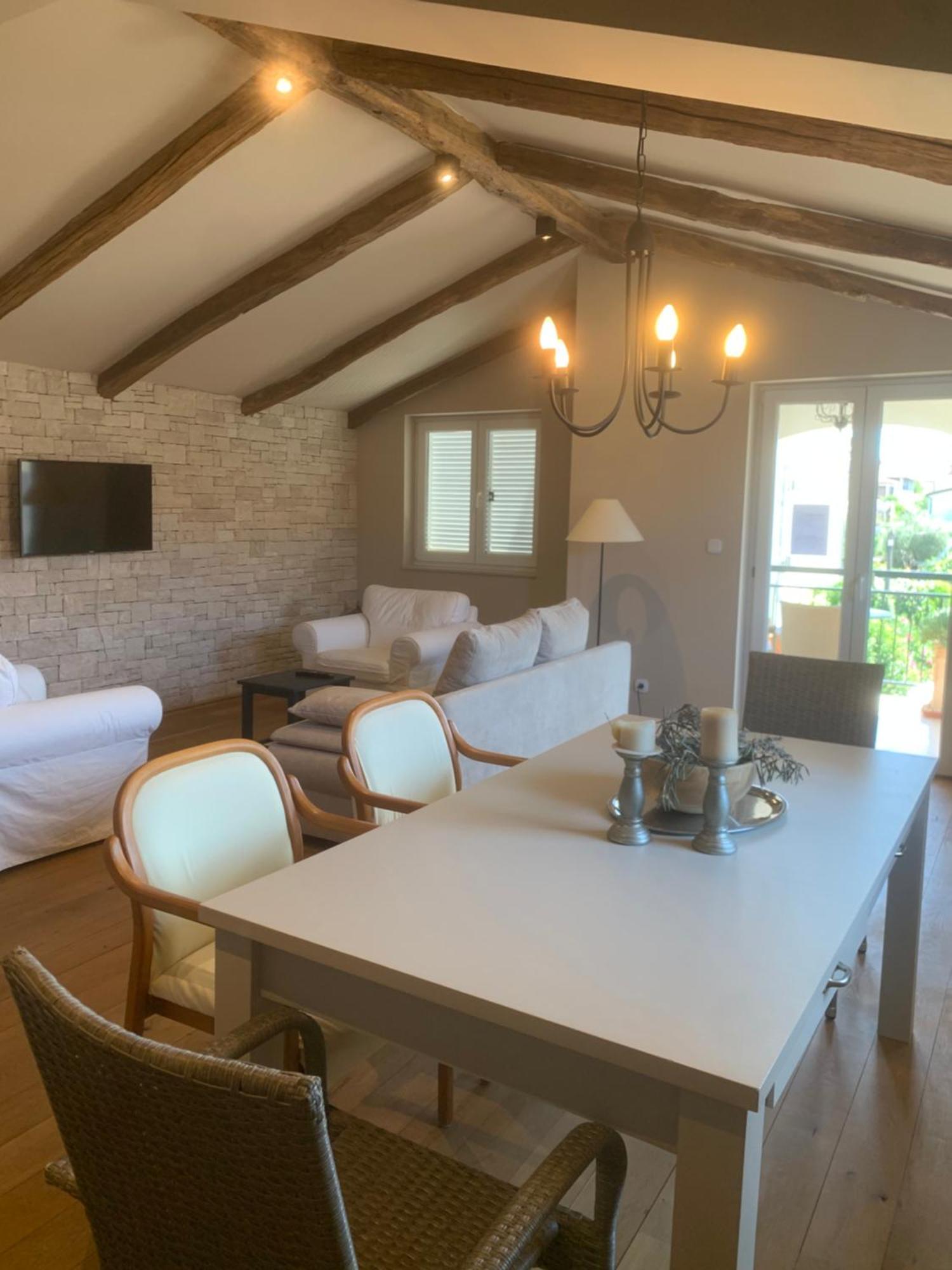 Dachgeschoss-Apartment "Andemi" In Istrien Novigrad Istria Eksteriør bilde