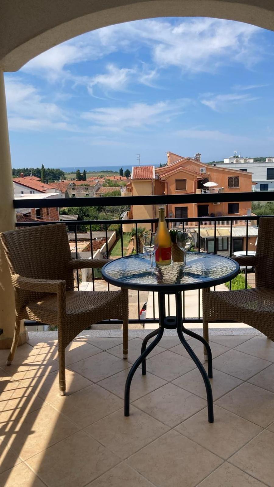 Dachgeschoss-Apartment "Andemi" In Istrien Novigrad Istria Eksteriør bilde